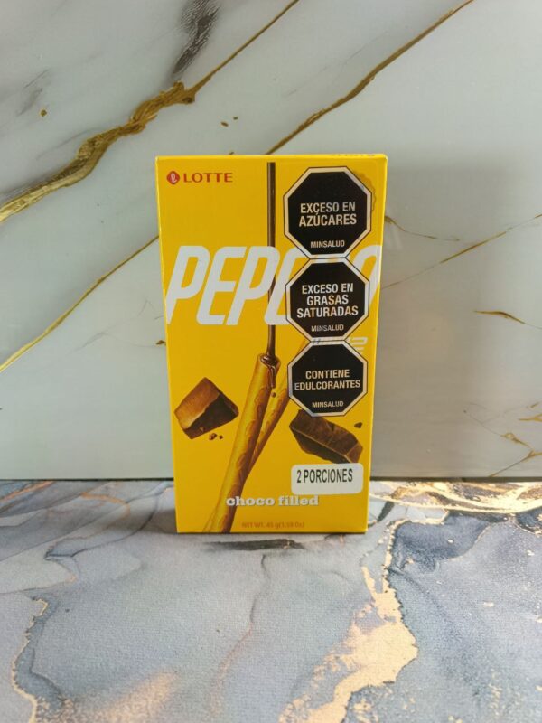 Pepero chocolate relleno