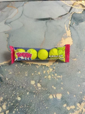 Chicle de tenis Tennis x4 Balls: ¡Explosiones de sabor ácido!